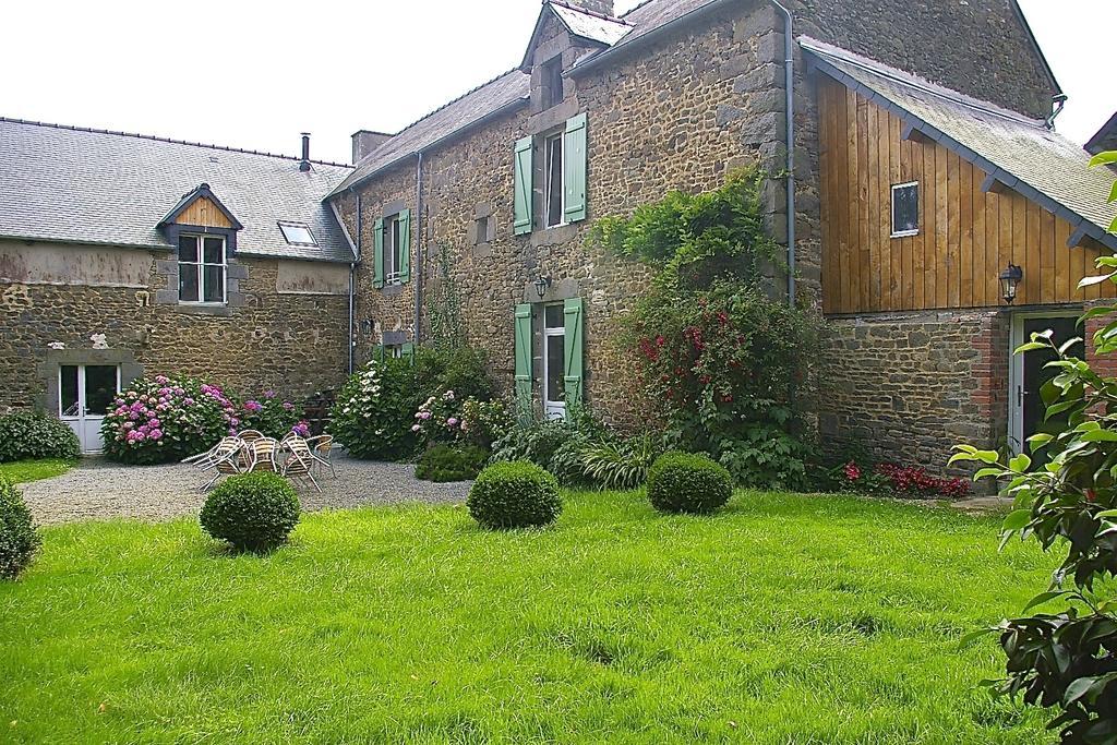 Chambre d'hôtes de Pirieuc Meillac Extérieur photo