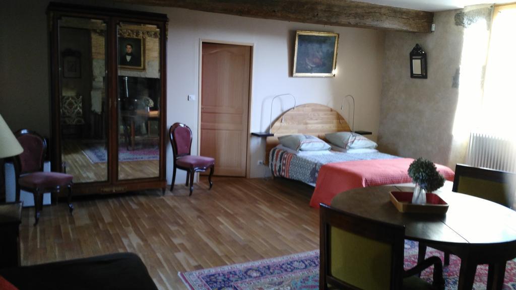 Chambre d'hôtes de Pirieuc Meillac Extérieur photo